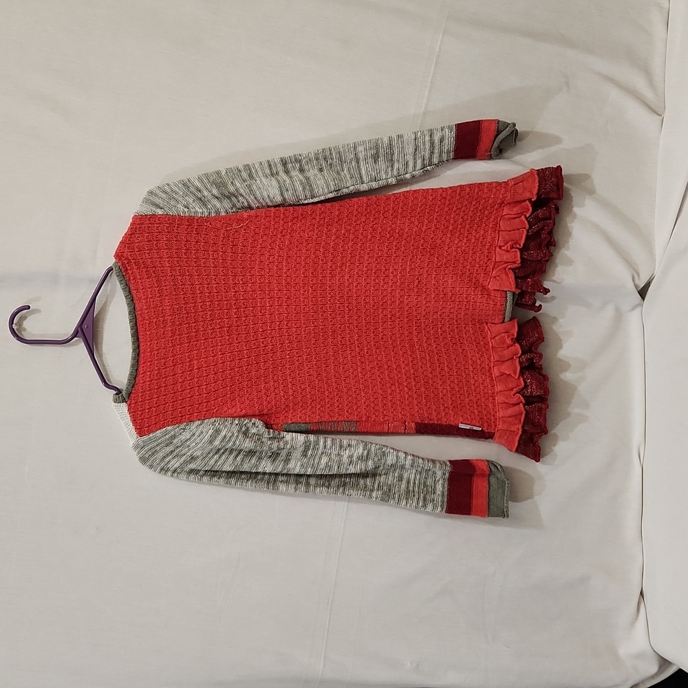 Sweater - Picture 2 of 3